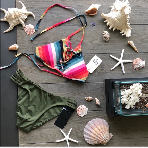 🌴🌼BILLABONG- COLOR SPELL BIKINI SET🌼🌴 - Picture 2 of 8